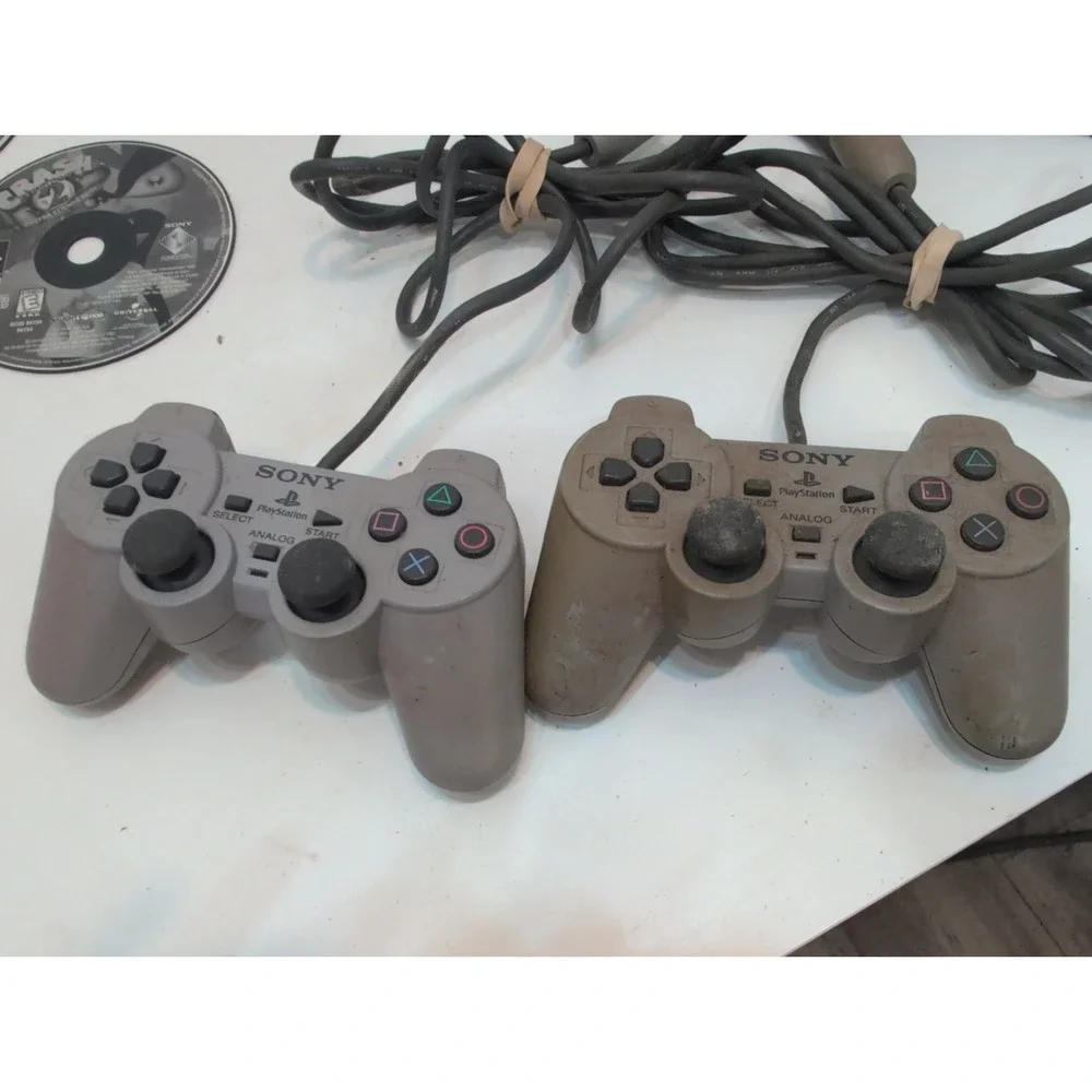 Sony PlayStation 1 Gray  System Tested Working Plus 2 Controllers 8 Games Cords